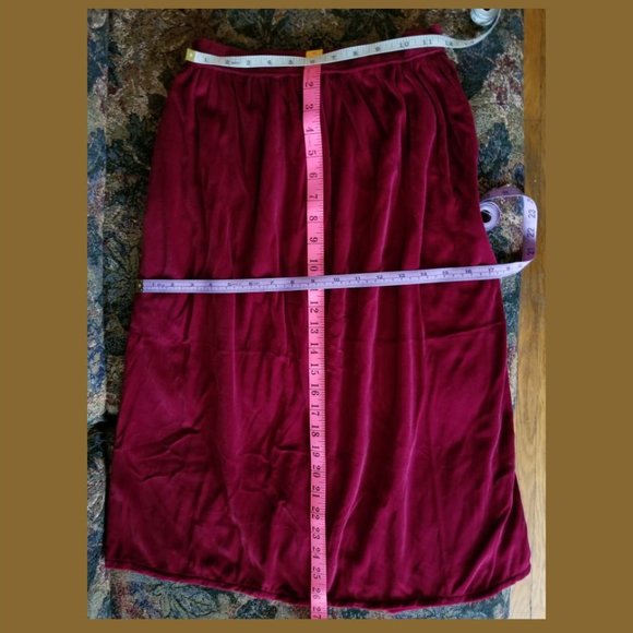 Vintage 80s, velvet, gathered waist, knee length, A-line skirt, pocket, handmade - Picture 3 of 7